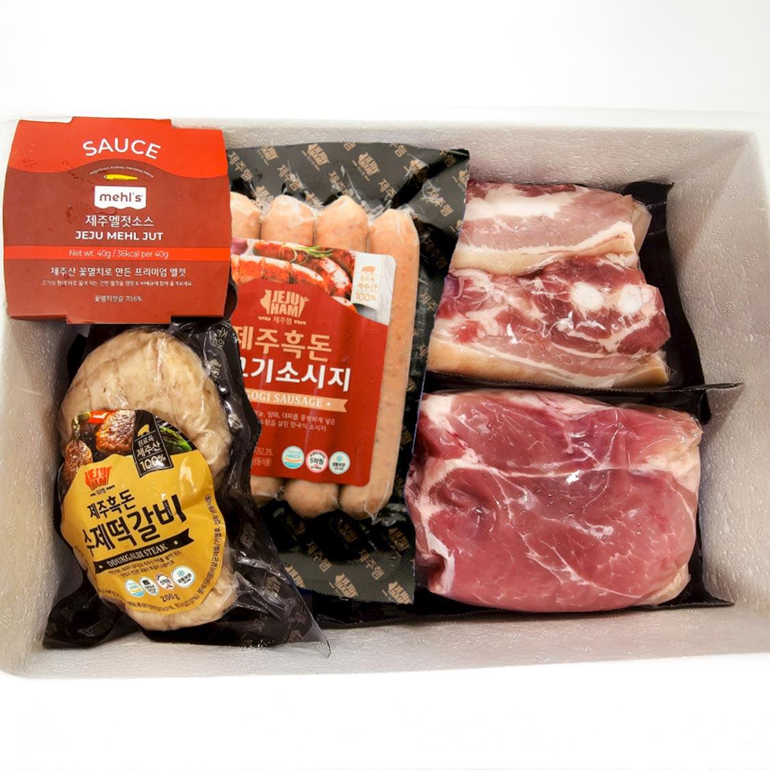 백오겹500g+흑돼지 앞다리살500g+흑돈떡갈비200g+흑돈소세지250g+멜젓소스40g